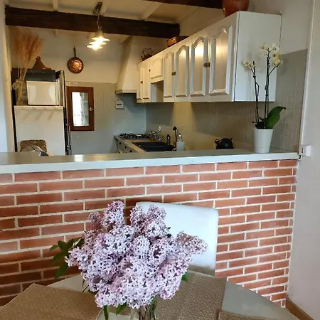 Apartment La Maison D'yvette *
